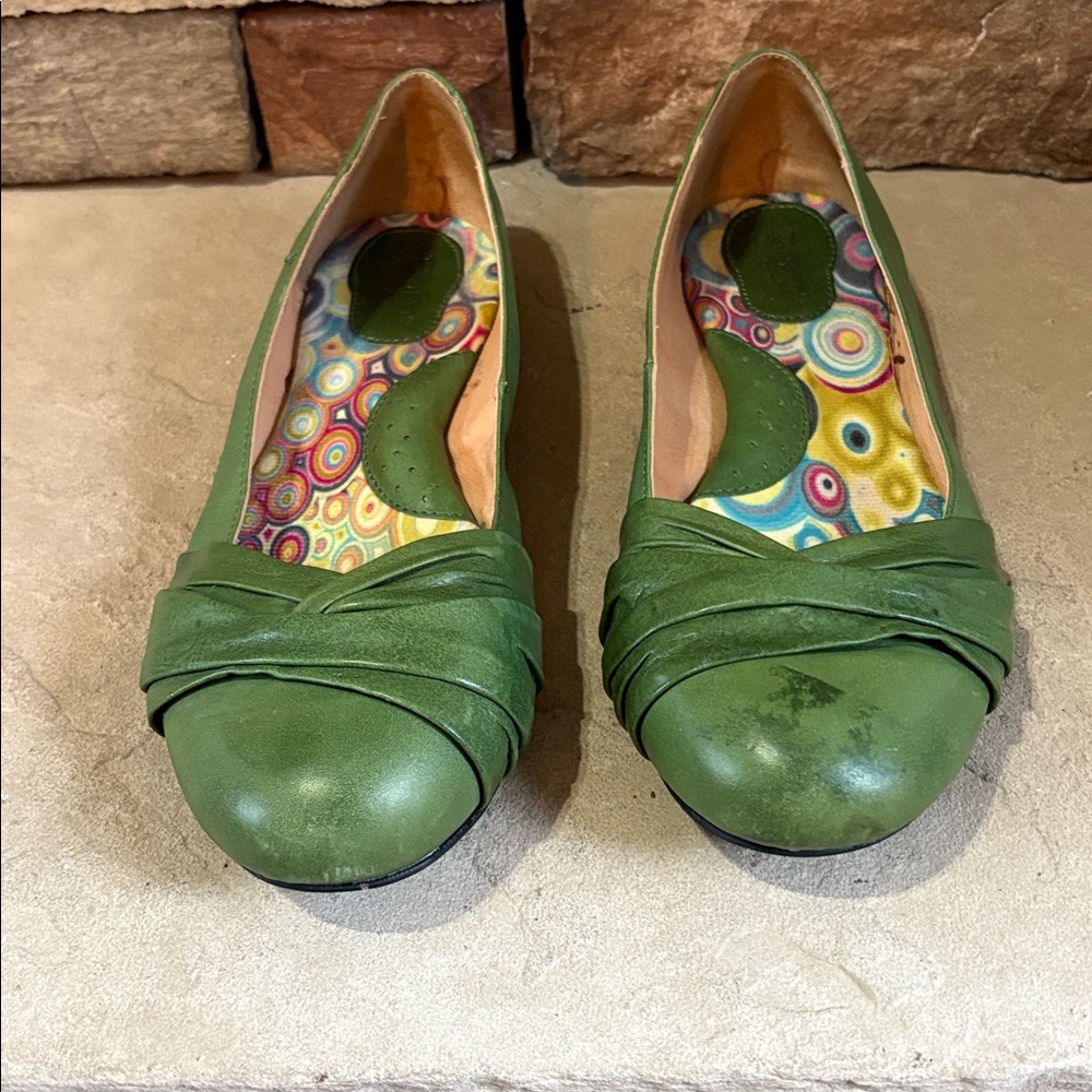 Born sz 9 green leather slip on loafers - Picture 2 of 11